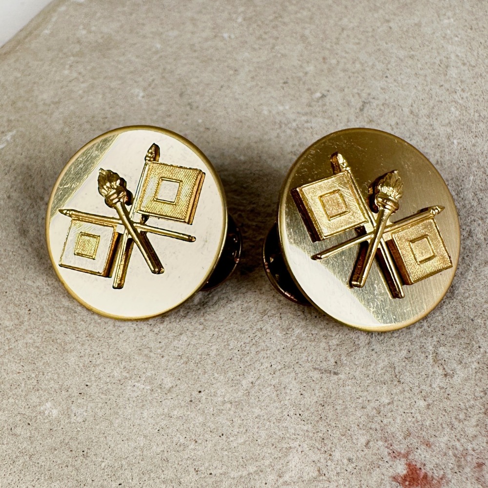 Vintage Lot 2  U.S. Army Signal Corps Lapel Pins‎ Shiny Gold IRA Green Ballou